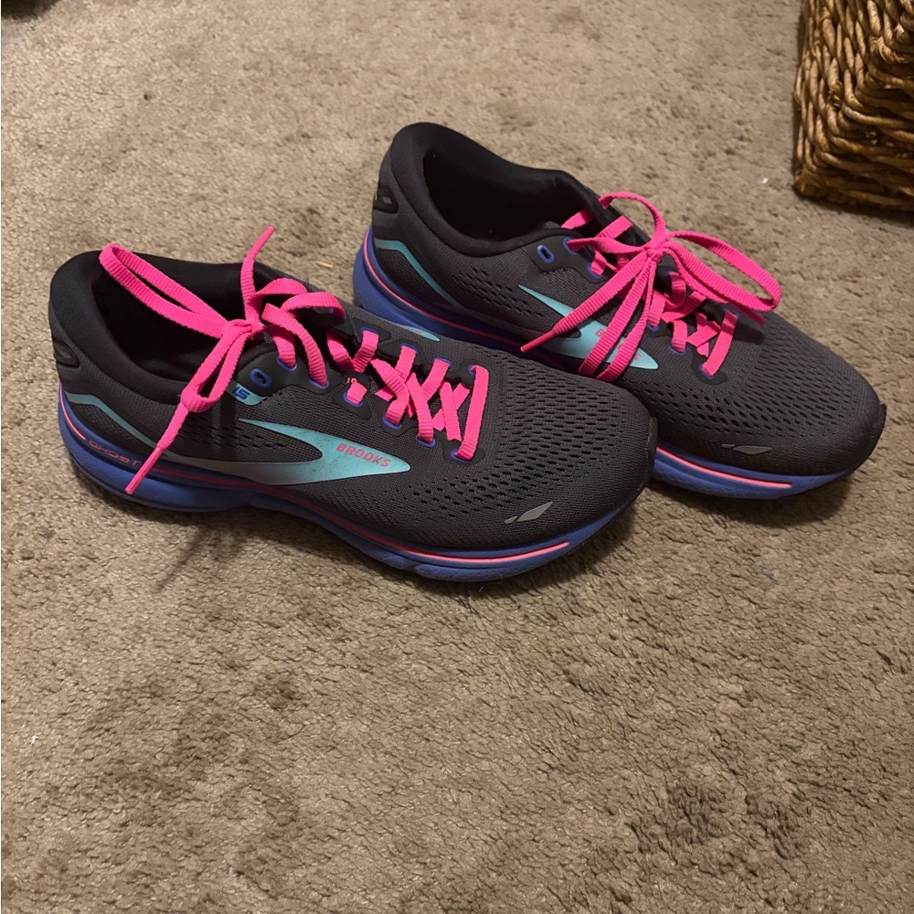 Brooks Ghost Women's Shoes 7.5